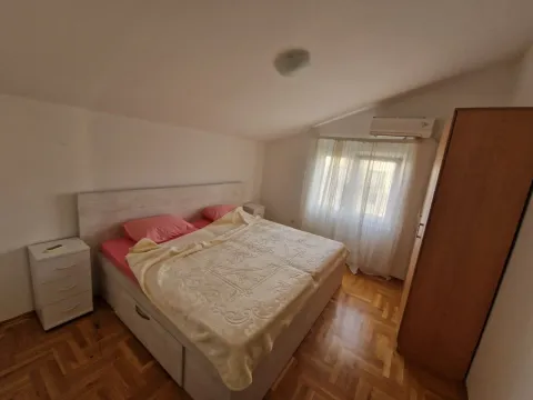 Izdavanje, stan, 115m², Tološi, Podgorica - image 13
