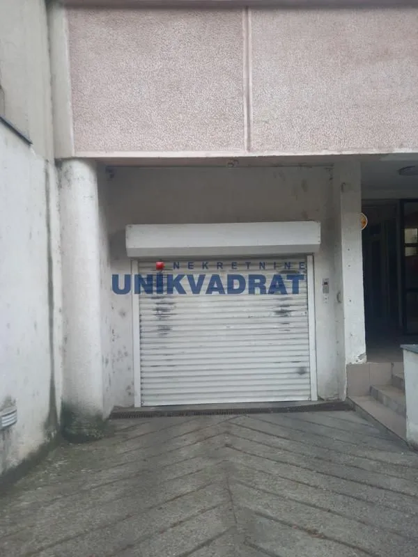 Sale, parking/garage, 13m², Voždovac Sve Podlokacije, Beograd