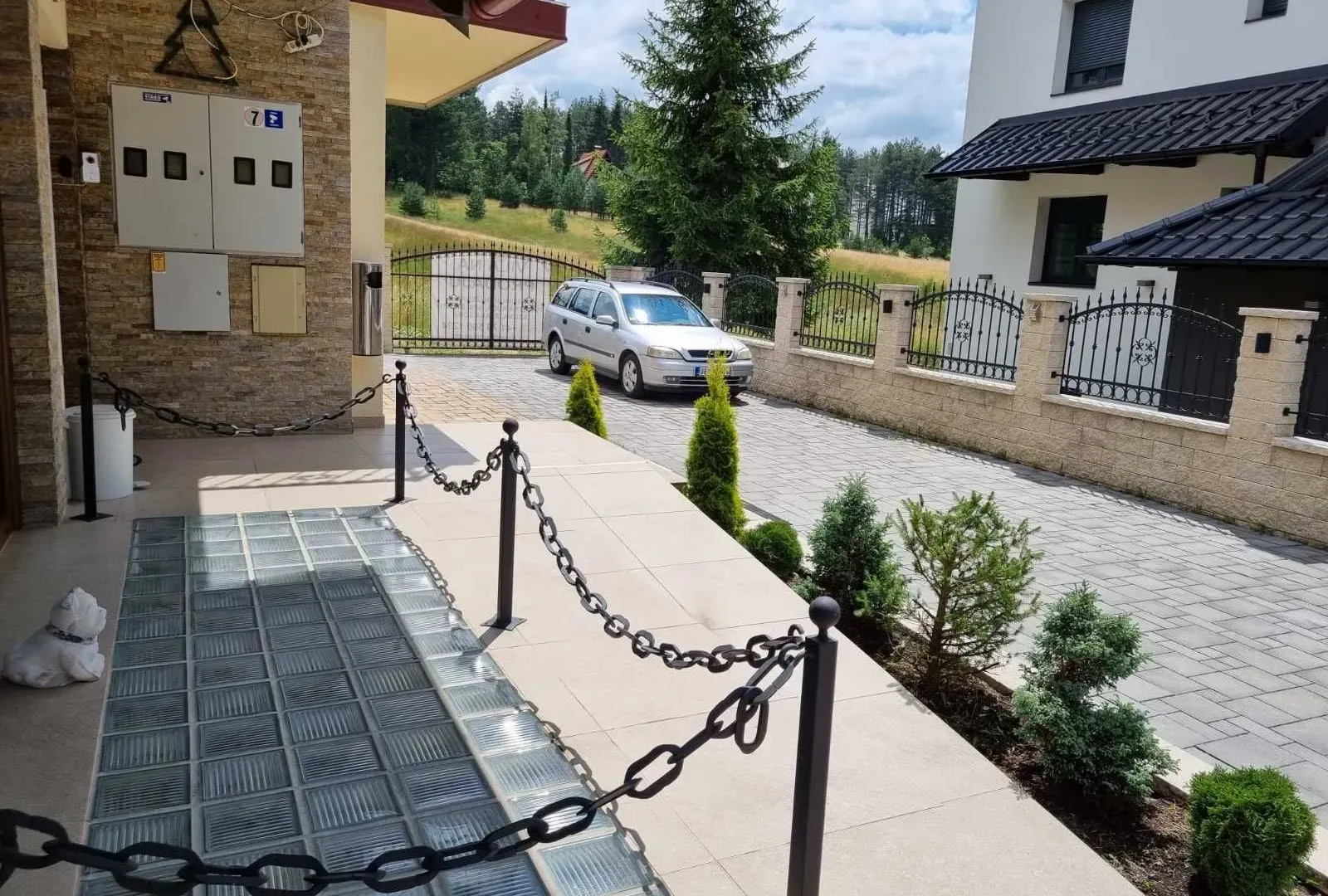 Prodaja, ugostiteljski objekat, 358m², Centar, Zlatibor