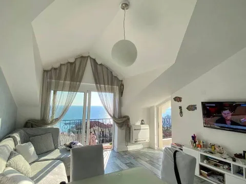 Sale, four bedroom apartment, 82m², Sveti Stefan, Budva - image 3