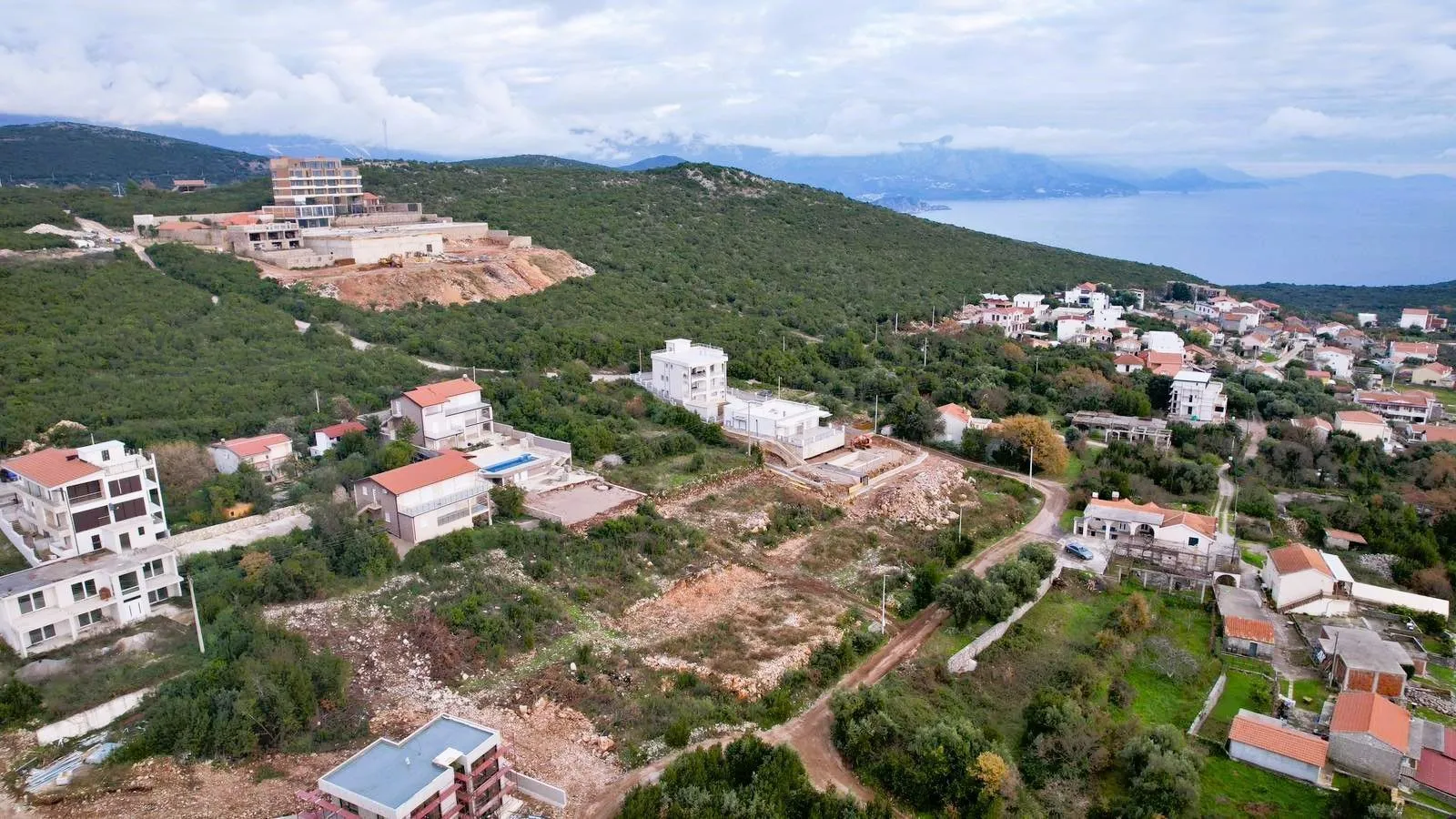 Prodaja, kuća, 300m², Krimovica, Kotor