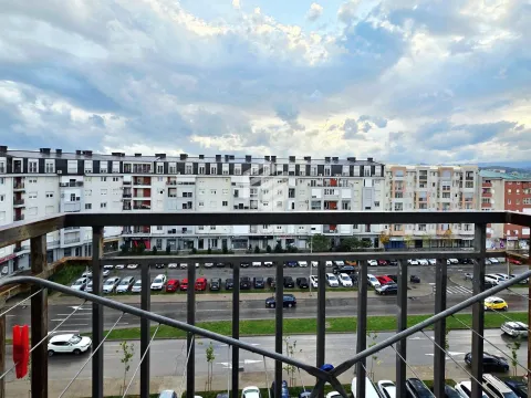 Prodaja, jednosoban stan, 43m², Stari Aerodrom, Podgorica - image 6