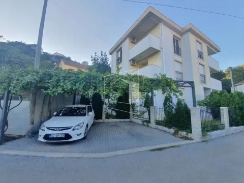 Izdavanje, stan, 65m², Preko Morače, Podgorica