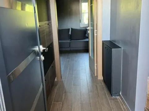 Sale, four bedroom apartment, 73m², Mišeluk, Petrovaradin - image 5