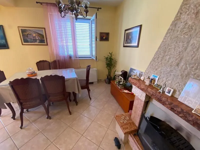 Prodaja, kuća, 200m², Tivat, Crna Gora