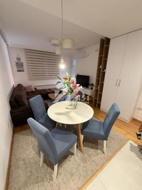 Rent, one bedroom apartment, 42m², Socijalno, Novi Sad Sve Podlokacije