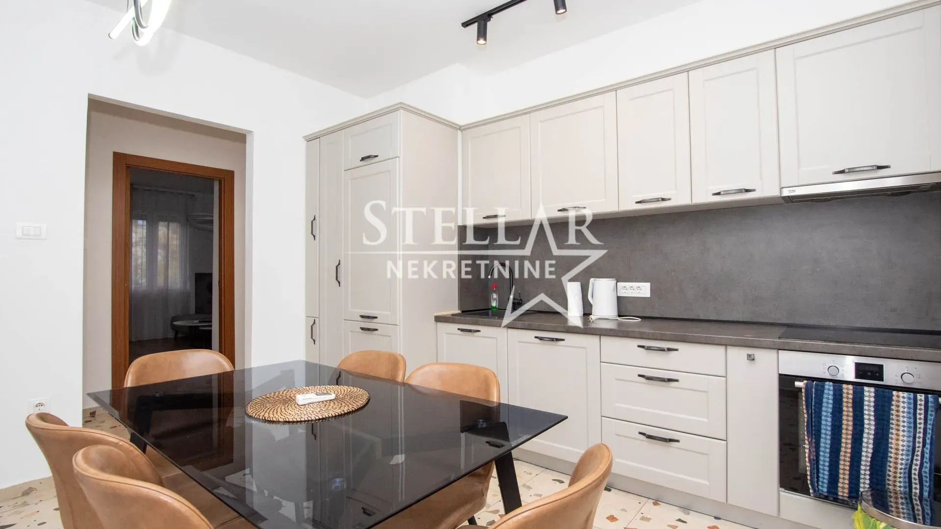 Rent, two bedroom apartment, 80m², Preko Morače, Podgorica