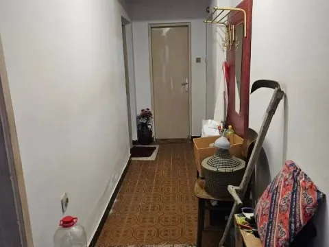 Prodaja, kuća, 100m², Bar, Crna Gora - image 2