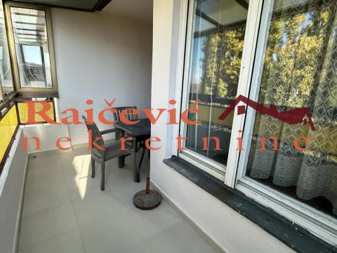 Rent, three bedroom apartment, 93m², Stari Grad, Beograd - image 16