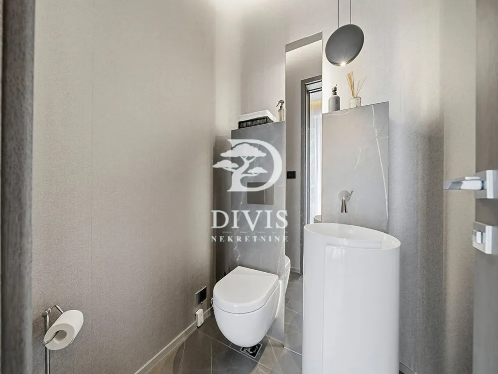 Sale, four bedroom apartment, 162m², Vračar Hram, Vračar Sve Podlokacije