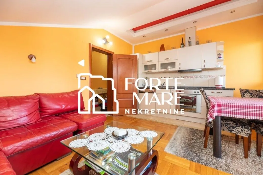 Prodaja, dvosoban stan, 60m², Topla, Herceg Novi