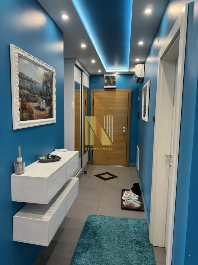Prodaja, četvorosoban stan, 78m², Podbara, Novi Sad Sve Podlokacije
