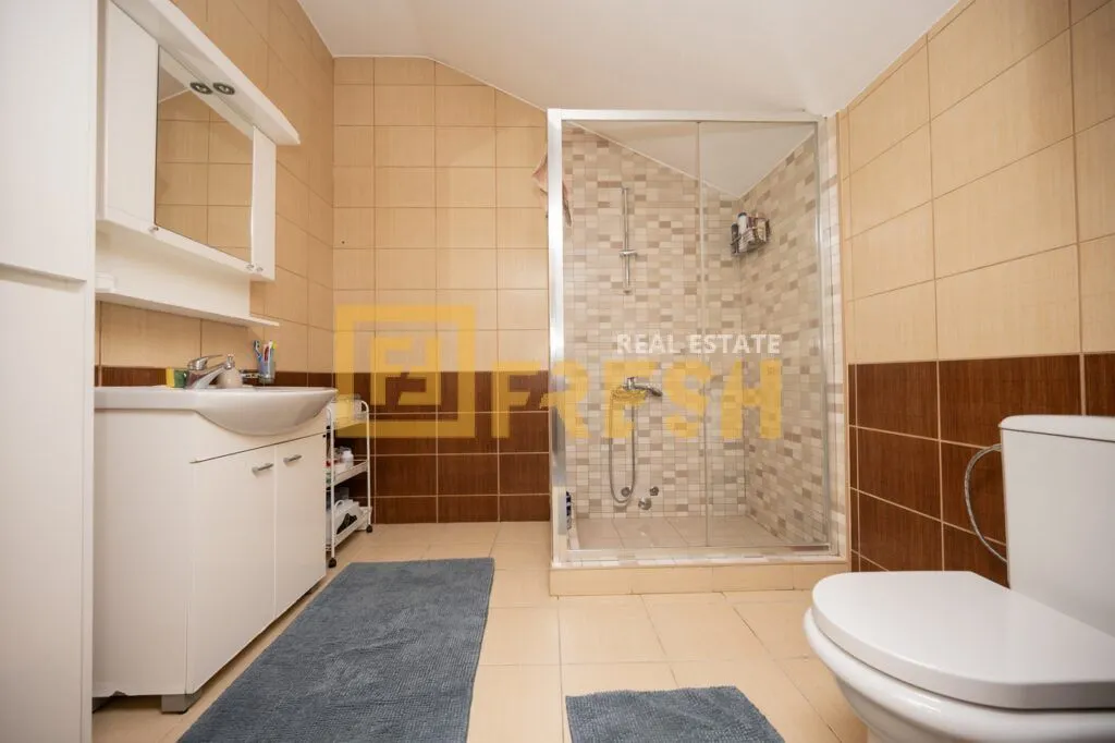 Prodaja, četvorosoban stan, 154m², Zabjelo, Podgorica