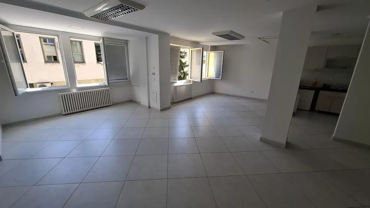 Rent, office space, 70m², Liman 2, Novi Sad Sve Podlokacije