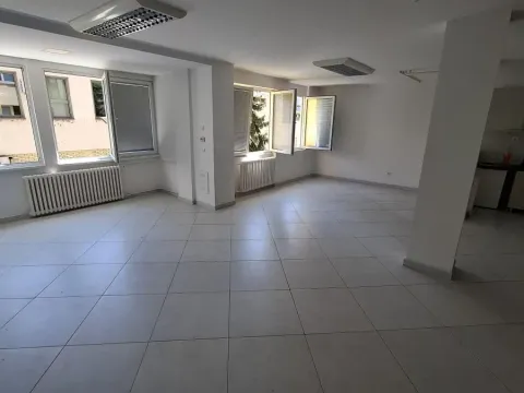 Rent, office space, 70m², Liman 2, Novi Sad Sve Podlokacije - image 3