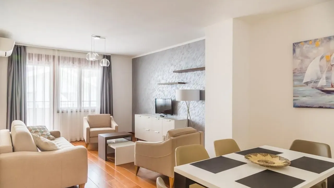 Sale, two bedroom apartment, 89m², Bečići, Budva