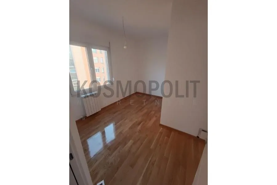 Prodaja, četvorosoban stan, 114m², Bulbulder, Zvezdara Sve Podlokacije