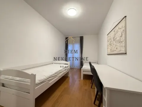 Rent, two bedroom apartment, 70m², Central Point, Podgorica - image 12