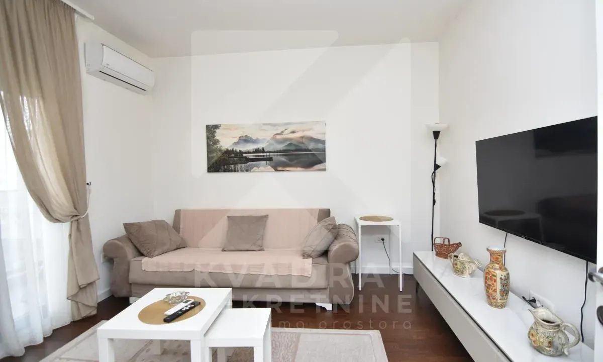 Izdavanje, jednosoban stan, 40m², Kruševac, Podgorica