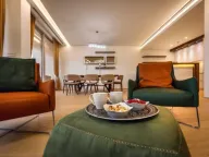 Izdavanje, dvosoban stan, 178m², Budva, Crna Gora - image 1