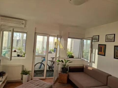 Izdavanje, trosoban stan, 84m², Liman 1, Novi Sad Sve Podlokacije - image 3