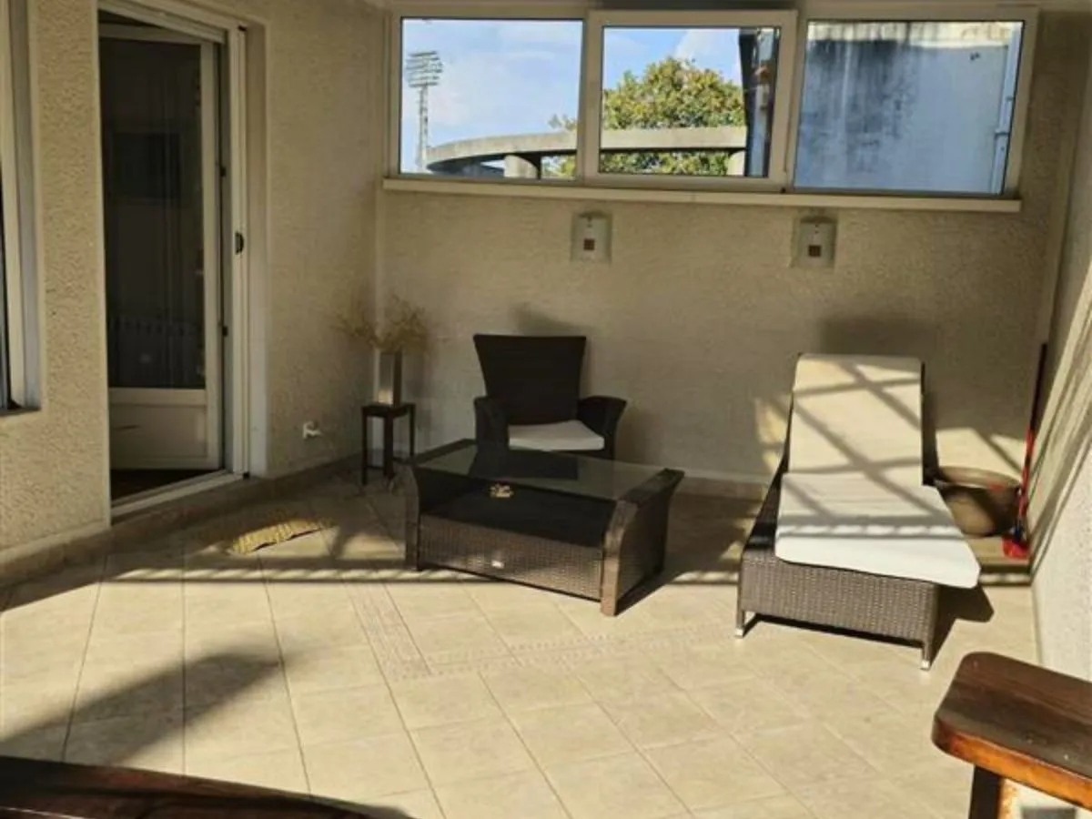 Izdavanje, trosoban stan, 82m², Dedinje Sve Podlokacije, Beograd