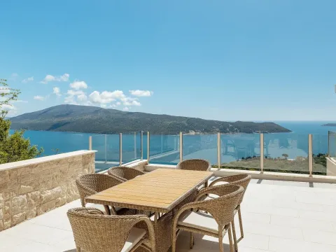 Prodaja, kuća, 338m², Herceg Novi, Crna Gora - image 9