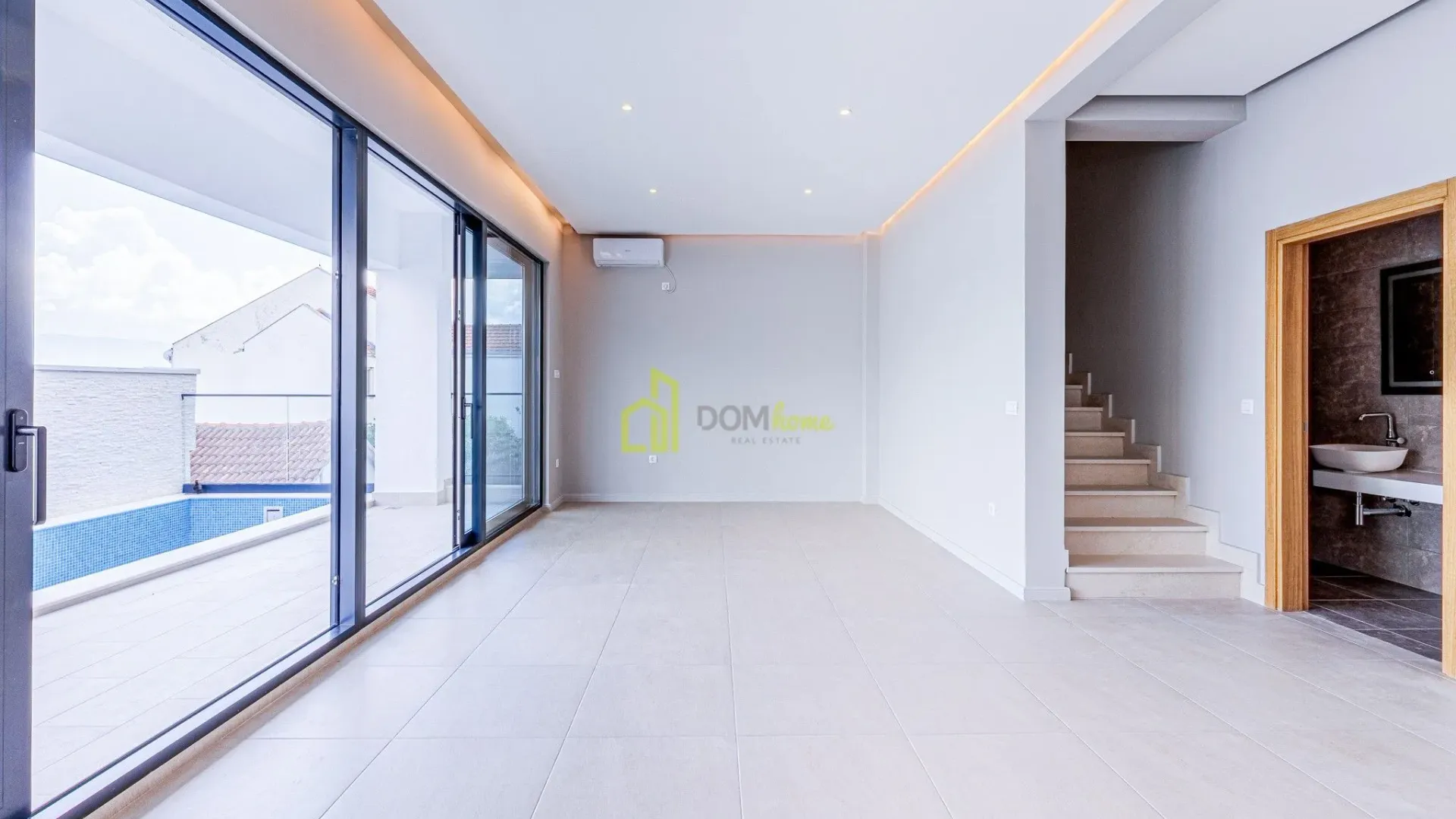 Prodaja, kuća, 315m², Krašići, Tivat