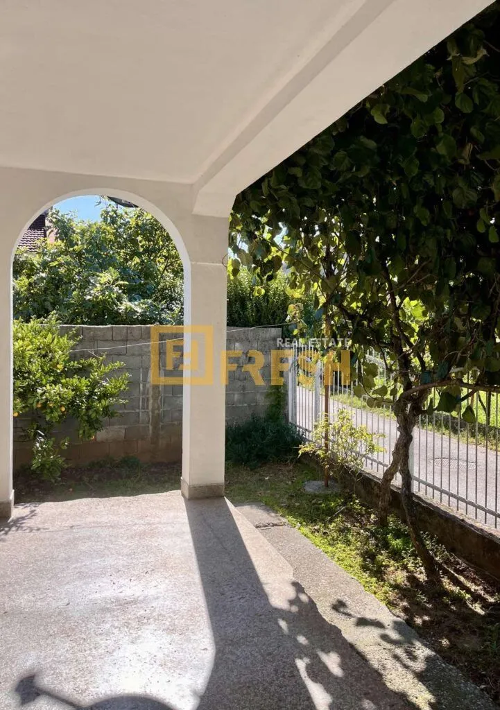 Rent, house, 85m², Ostalo, Podgorica