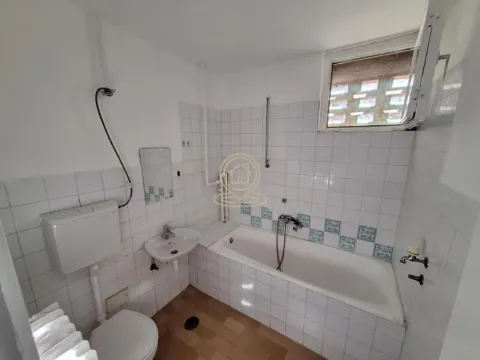 Rent, studio apartment, 33m², Novo naselje, Novi Sad - image 10