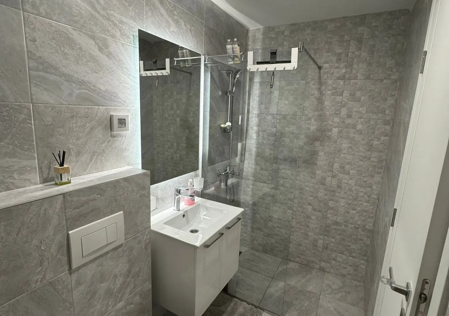 Rent, two bedroom apartment, 66m², Stari Aerodrom, Podgorica