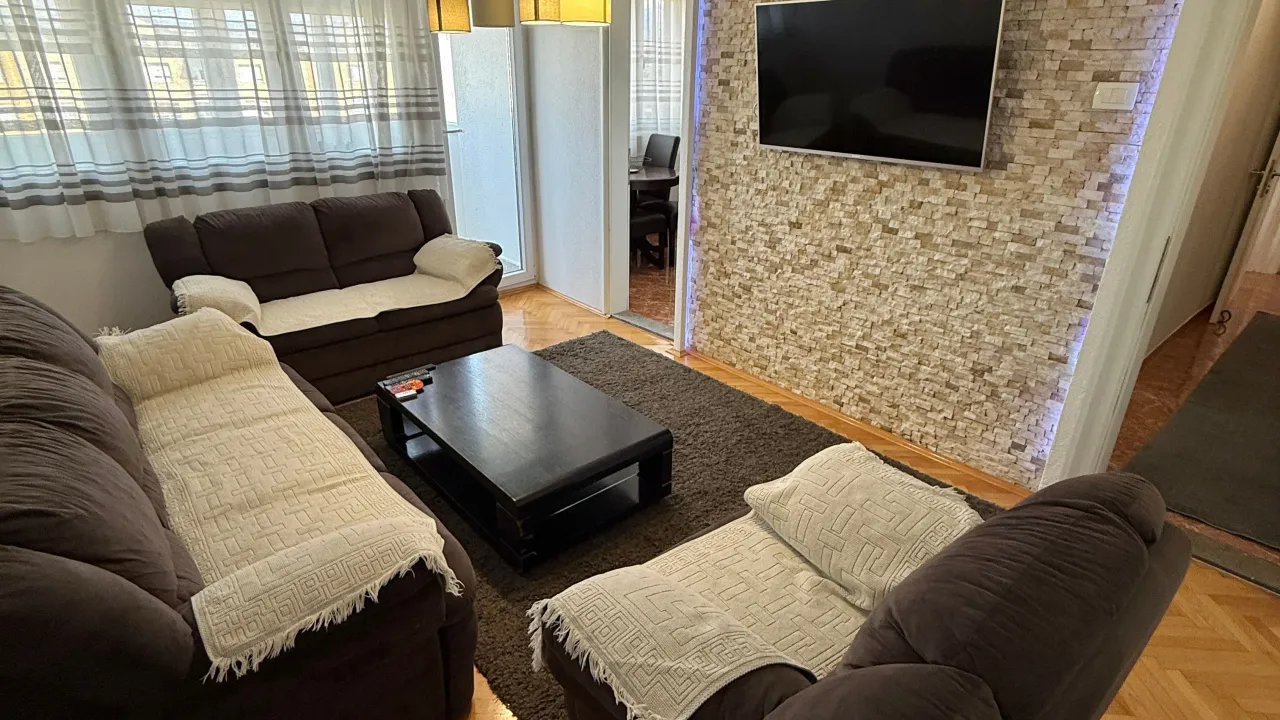 Izdavanje, trosoban stan, 80m², Autobuska stanica, Podgorica