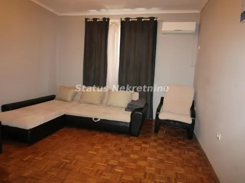 Izdavanje, dvosoban stan, 50m², Salajka, Novi Sad Sve Podlokacije