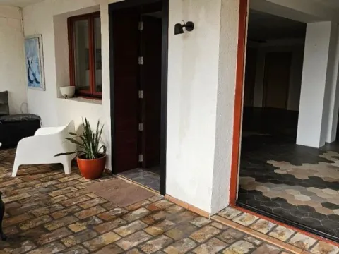 Izdavanje, poslovni prostor, 100m², Jajinci, Voždovac Sve Podlokacije - image 5