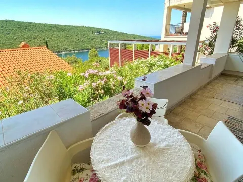 Prodaja, dvosoban stan, 75m², Glavatičići, Kotor - image 2