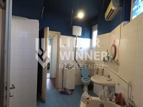 Sale, four bedroom apartment, 148m², Stari Grad, Beograd - image 15