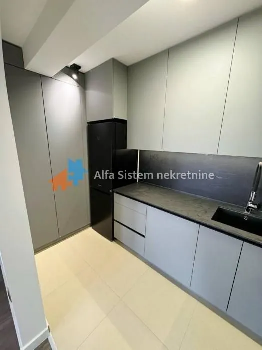 Izdavanje, dvosoban stan, 53m², Sarajevska, Beograd
