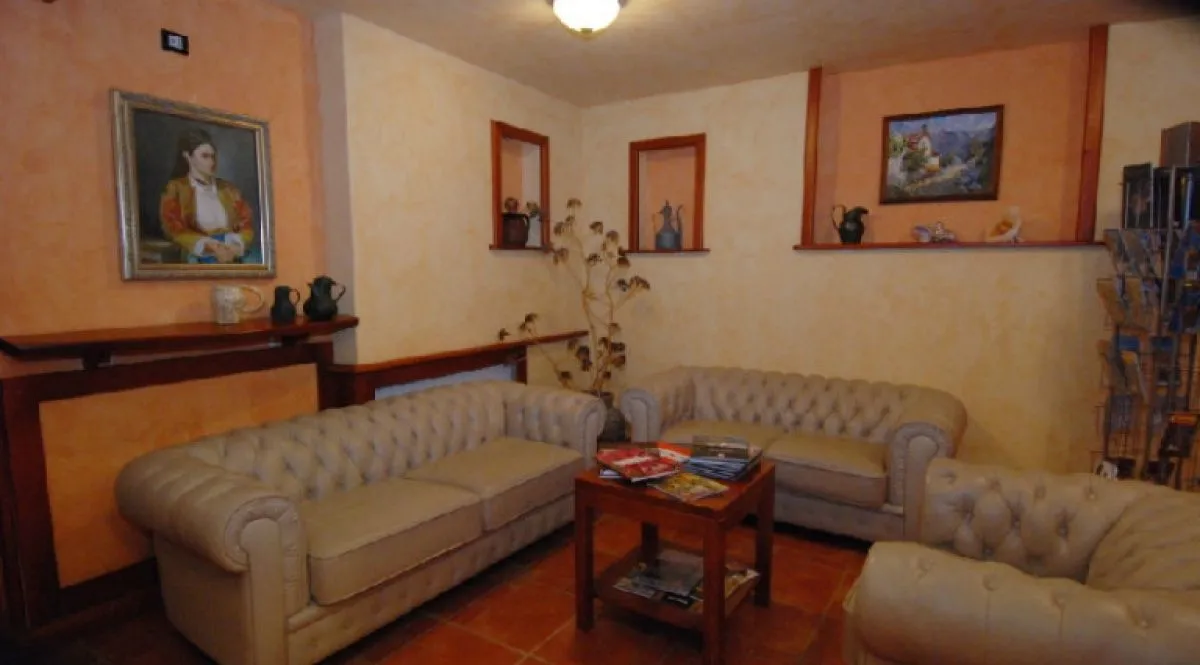 Prodaja, ugostiteljski objekat, 1630m², Stoliv, Kotor