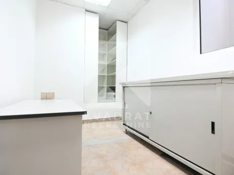 Rent, office space, 119m², Kruševac, Podgorica - image 9
