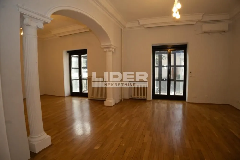 Izdavanje, kuća, 550m², Autokomanda, Voždovac Sve Podlokacije