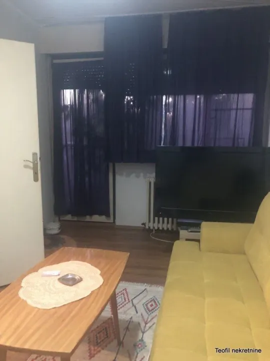Prodaja, dvosoban stan, 60m², Zemun Kej, Zemun Sve Podlokacije