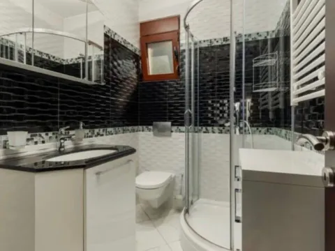 Rent, two bedroom apartment, 57m², Dobrota, Kotor - image 5