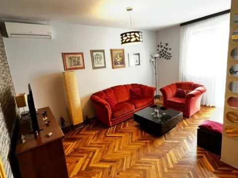 Rent, two bedroom apartment, 55m², Blok 6, Podgorica - image 2