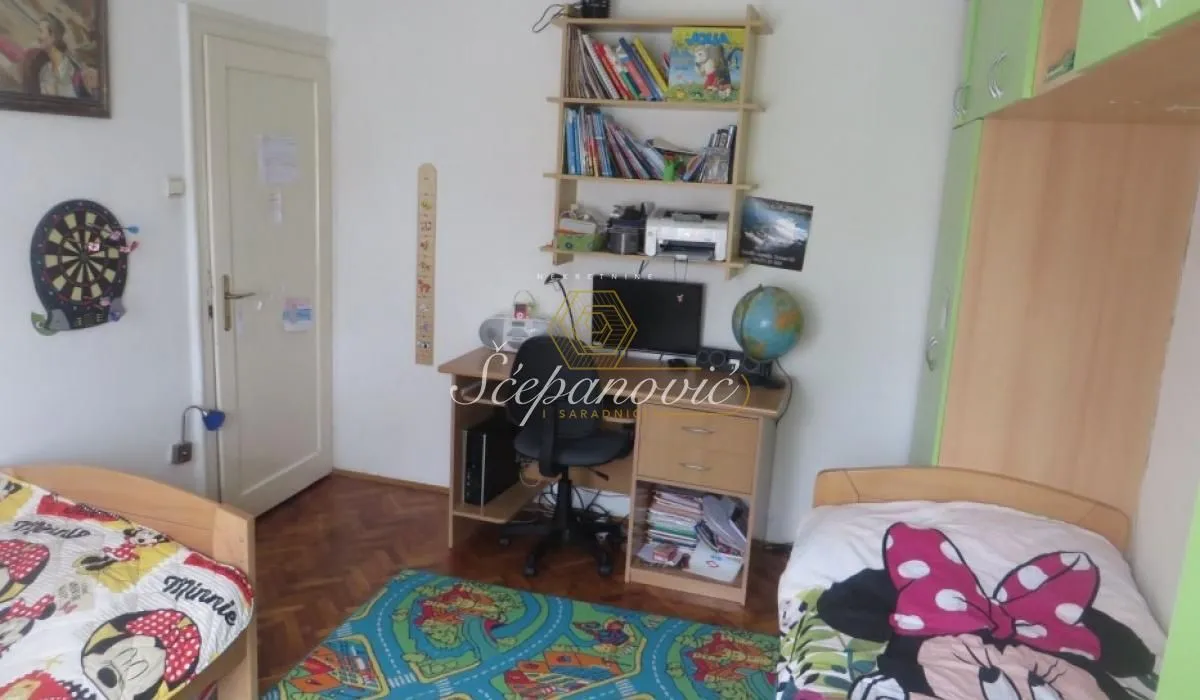 Prodaja, trosoban stan, 67m², Stari grad, Novi Sad