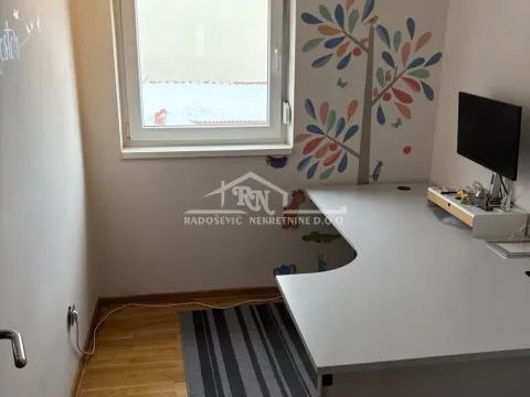 Sale, four bedroom apartment, 95m², Skojevsko Naselje, Beograd - image 19