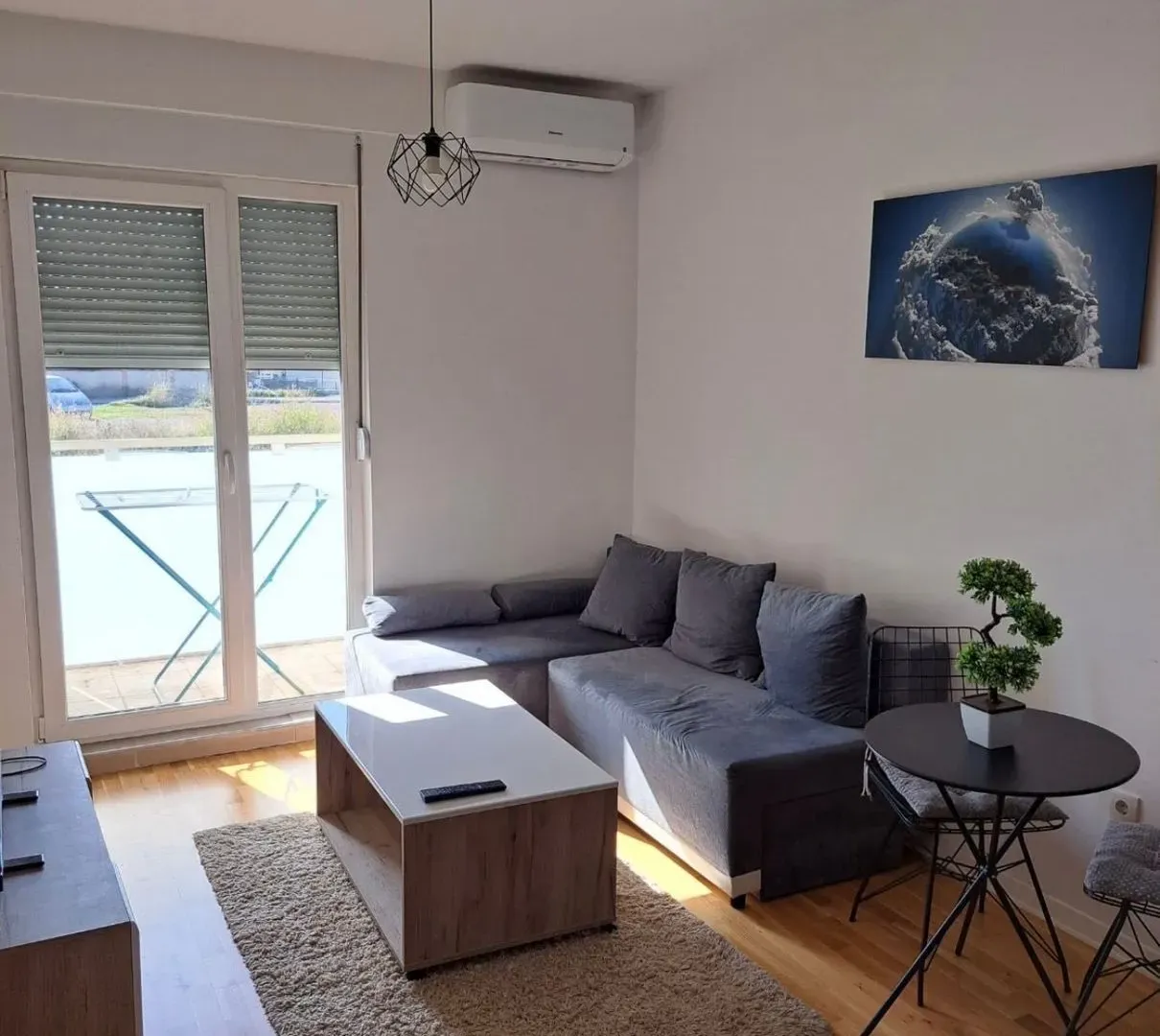 Izdavanje, jednosoban stan, 33m², Zabjelo, Podgorica