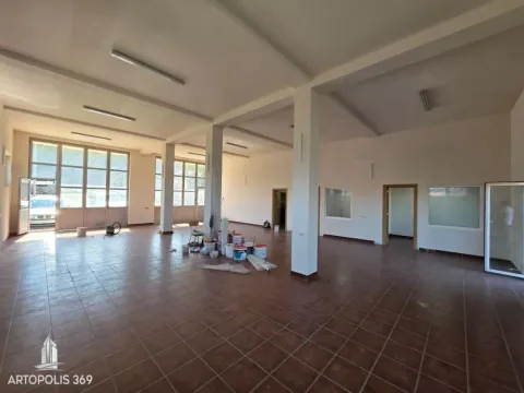 Rent, office space, 140m², Leštane, Grocka - image 2
