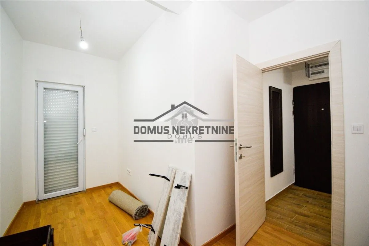 Rent, one bedroom apartment, 55m², Centar, Podgorica
