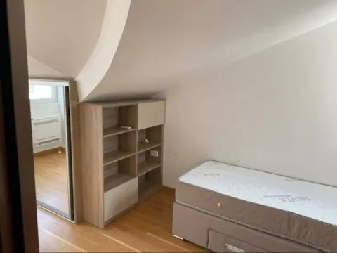 Rent, two bedroom apartment, 75m², Stara Varoš, Podgorica - image 17