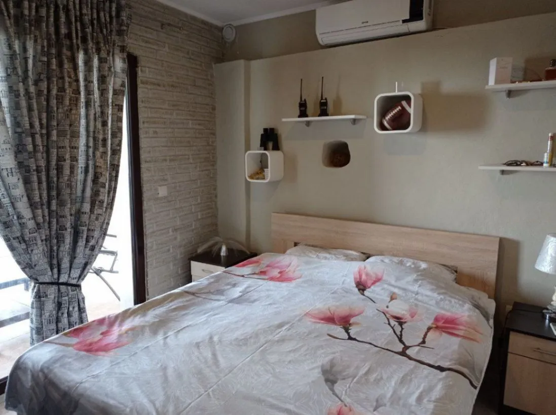 Izdavanje, kuća, 110m², Dobre Vode, Bar
